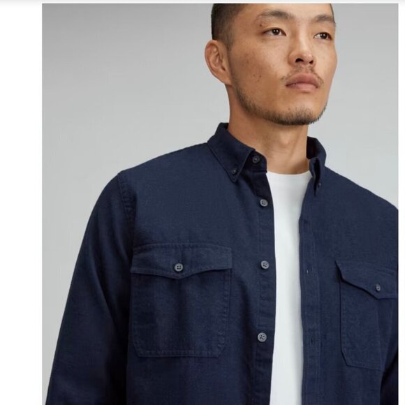 Everlane | The Brushed Flannel Shirt - Picture 4 of 10